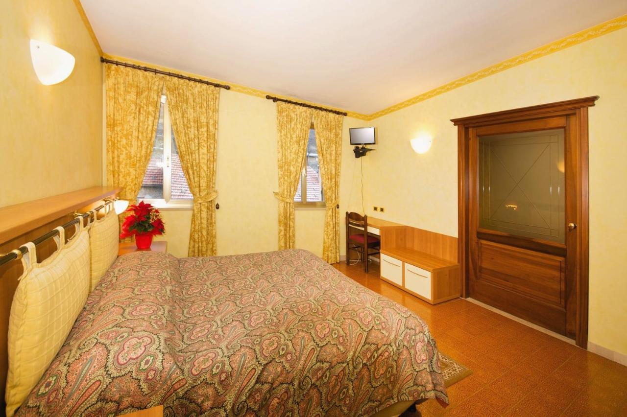 Albergo Ponte Di Nava Ormea Екстер'єр фото